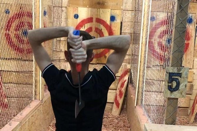 1h Ax Throw - English instructions and a private group experience: what you gain
