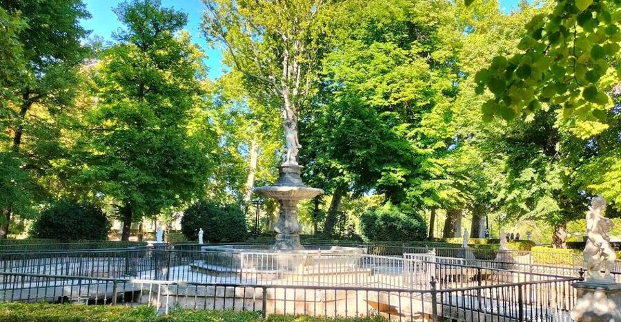 Aranjuez: City and Gardens Guided Walking Tour - Key Highlights You’ll Care About
