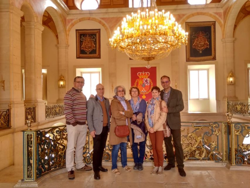 Aranjuez: Royal Palace Guided Tour - Queen’s office and bedroom: the court’s private side