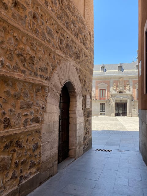Architecture Tour: Old Historic Madrid with an architect - A city timeline you can read in stone and street plans