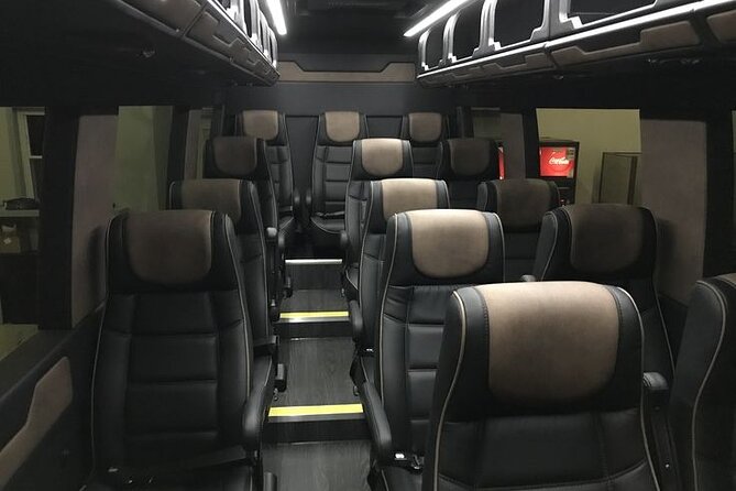 Arrival Private Transfer from MAD Airport to Madrid in a Minibus - Luggage Rules: Keep It to the Standard to Avoid Extra Charges