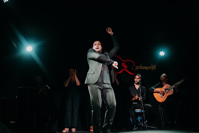 Authentic Flamenco, Tapas & Wine Madrid Experience - Las Carboneras tablao: the 1-hour flamenco show with a drink and bite