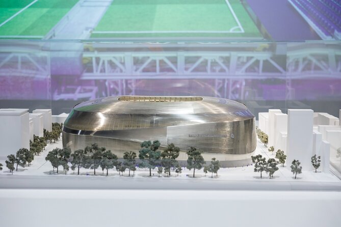Bernabeu Stadium & Real Madrid Museum Guided Tour - Radio Headsets and Your Guide: Clear Audio Makes the Tour