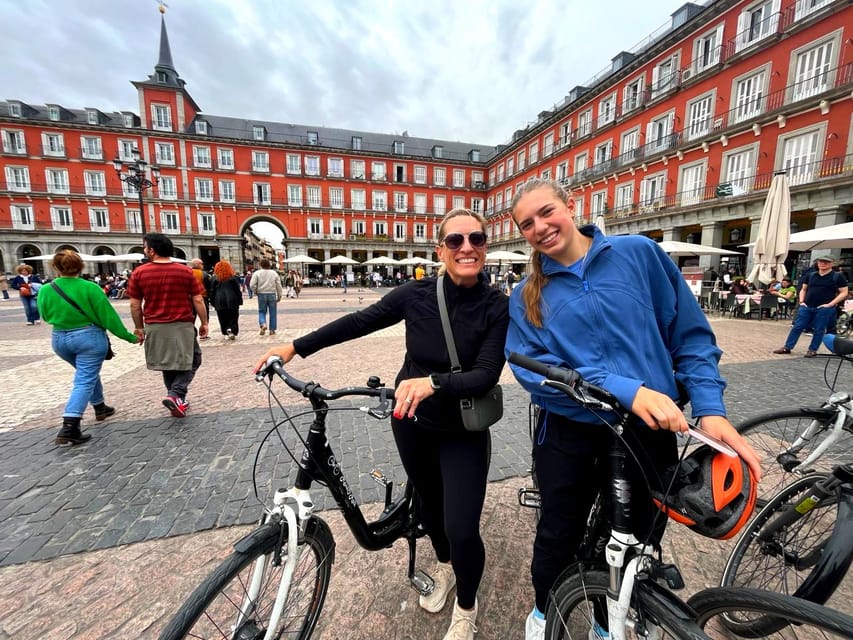 Best of Madrid: 3-Hour Guided Bike Tour in Small Groups - Key points at a glance