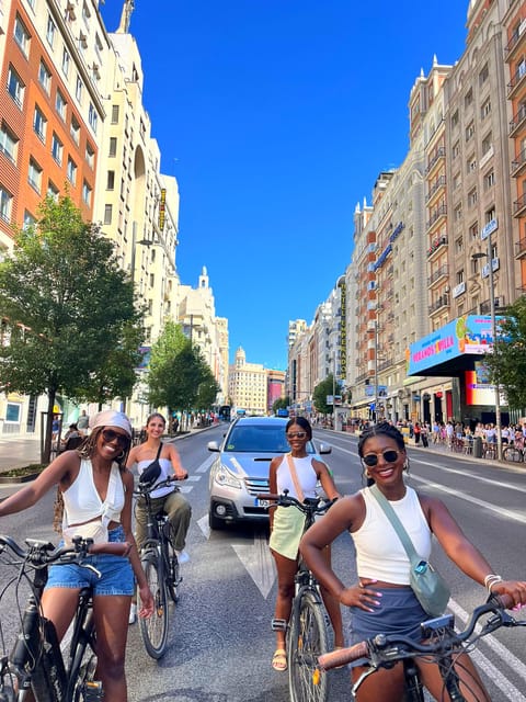 Best of Madrid: 3-Hour Guided Bike Tour in Small Groups - Retiro Park: A Calm Break Built Into the Ride
