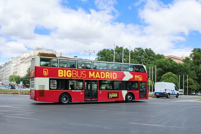 Big Bus Madrid Panoramic City Tour - Gran Vía, Chueca, Malasaña: big streets with personality