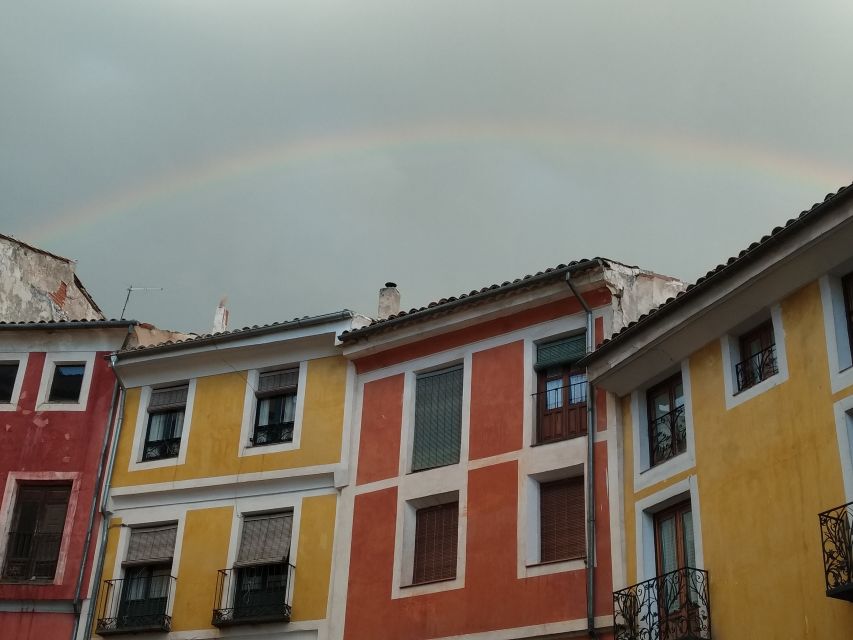Cuenca: Nighttime Highlights Walking Tour in Spanish - Views Over Huécar and Júcar: Where the City Gets Its Drama