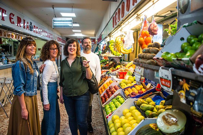 De Mercados: A Neighborhood Market and Food Tour - Malasaña first, then the smells of Madrid food