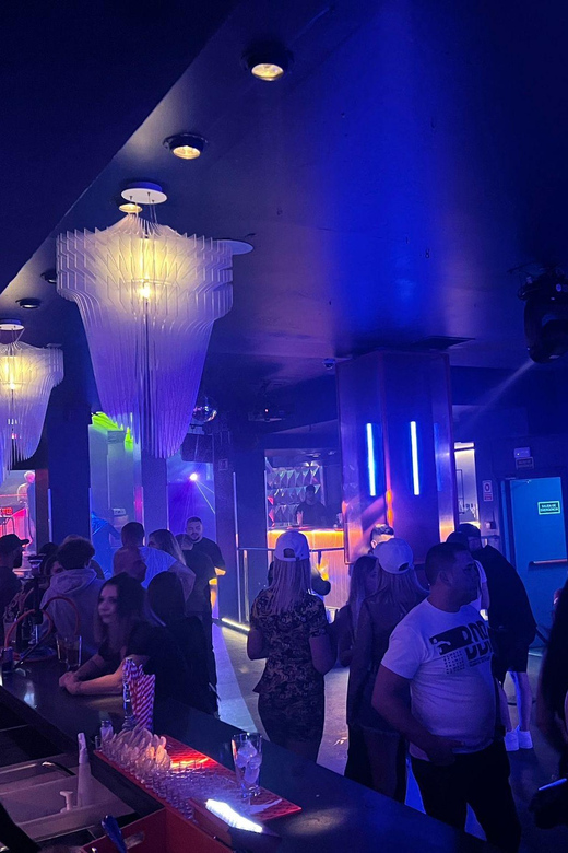 Disco night at Samsara, calle de la Cruz, 7, Madrid - Who should book this disco night, and who should skip it
