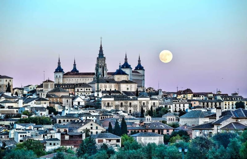 Discover Toledo: from Madrid-Private Tour with Guide&Driver - Your Guide, Your Pace: Chavi, Enrique, Ana, and the Team Dynamic