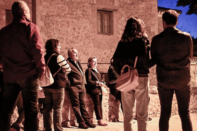 Enchanted Basin - Night Guided Tour - The route’s bigger payoff: learning Cuenca’s layout fast