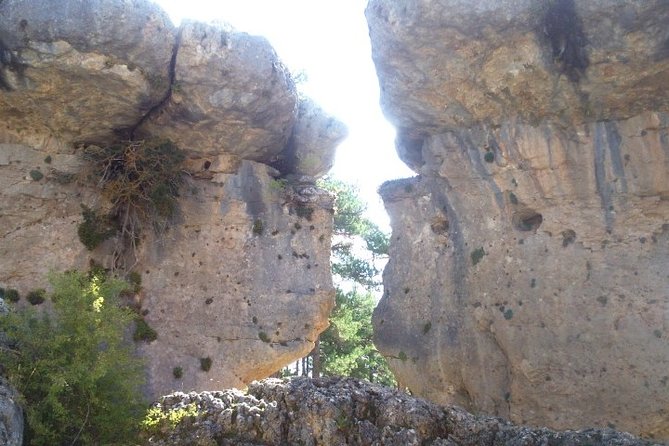 Enchanted city express - Your guide matters more than you think, especially in a rock-figure park