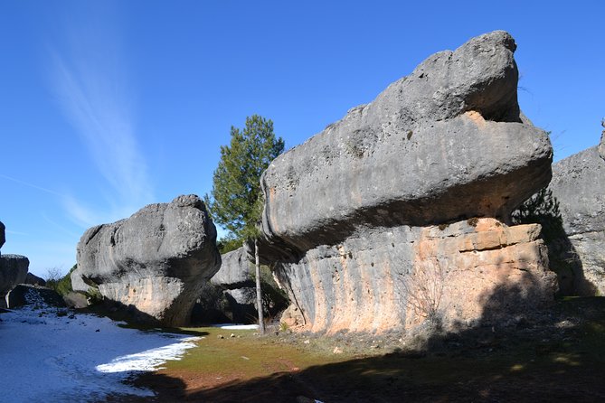 Enchanted City, Laguna de Uña and Ventano del Diablo - Guide Quality and Group Size: Why Small Tours Feel Better