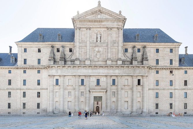 Escorial Monastery and the Valley of the Fallen from Madrid - Royal Monastery of San Lorenzo de El Escorial: where symmetry turns into a story