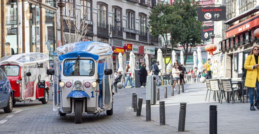 Explore Madrid’s Top Sights on an Electric Tuk-Tuk Tour - How the 1-Hour Loop Gives You Real Sight Value