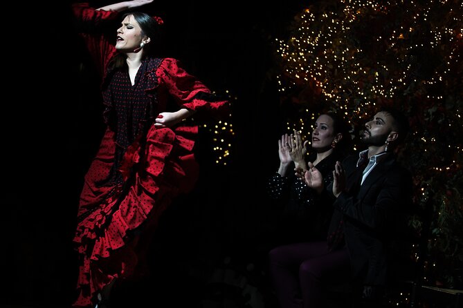 Flamenco Show at Torres Bermejas in Madrid - The One-Hour Show: Guitar, Singer, and Dance in Close Quarters