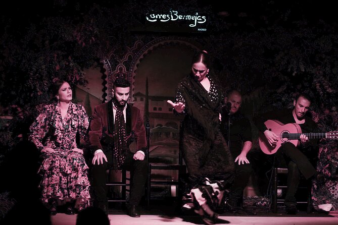 Flamenco Show & Special Menu at Torres Bermejas in Madrid - Your one-hour flamenco show: what the pace feels like