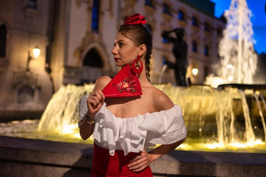 Flying Dress Photoshoot in Madrid - Gowns, Styling, and Optional Makeup: The Part That Shows Up in the Final Photos