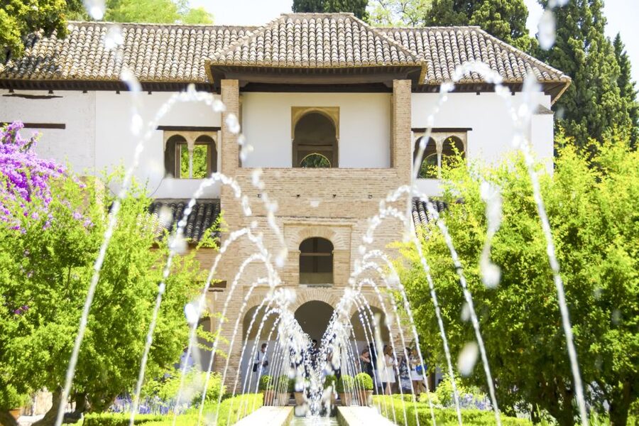 From Madrid: Andalucia & Toledo 5-Day Trip - Price and Logistics: Coach Days, Local Guides, and Group Size Reality