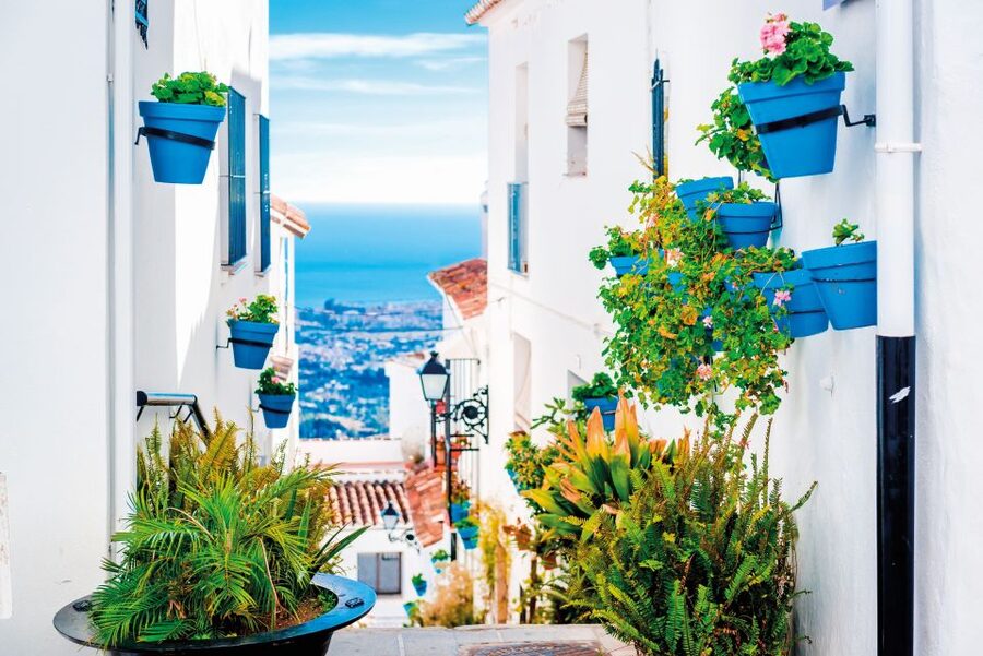 From Madrid: Andalusia with Cordoba and Costa del Sol 6 Days - Ronda’s valley views and the switch to the Costa del Sol