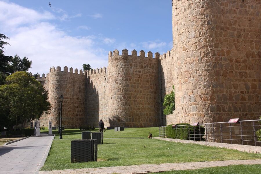 From Madrid: Avila and Segovia Full-Day Tour - Price and Logistics: Value Depends on How Much You Want to Enter