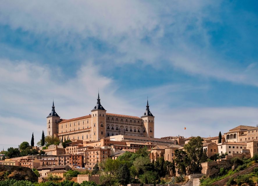 From Madrid: Avila, Segovia & Toledo Private Tour - Ávila Medieval Walls and the Cathedral and Churches That Give Them Meaning