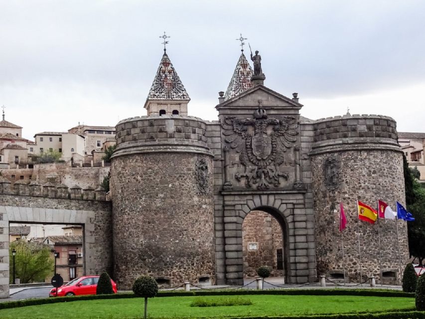 From Madrid: Day-Trip to Segovia, Avila & Toledo - The bus ride and group size feel: long day, organized flow