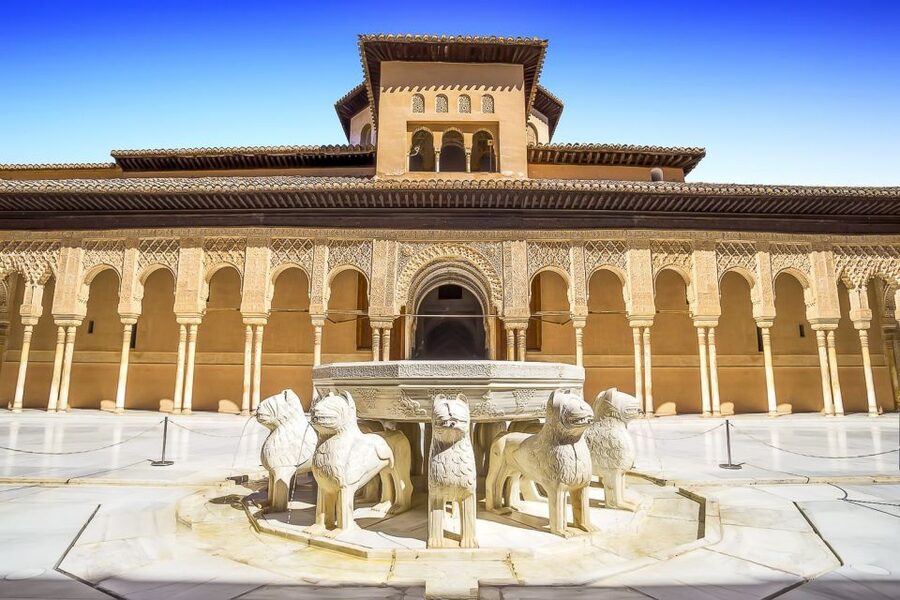 From Madrid: Discover the Best of Andalusia, 4 Nights - Guides, language, and why it affects what you remember
