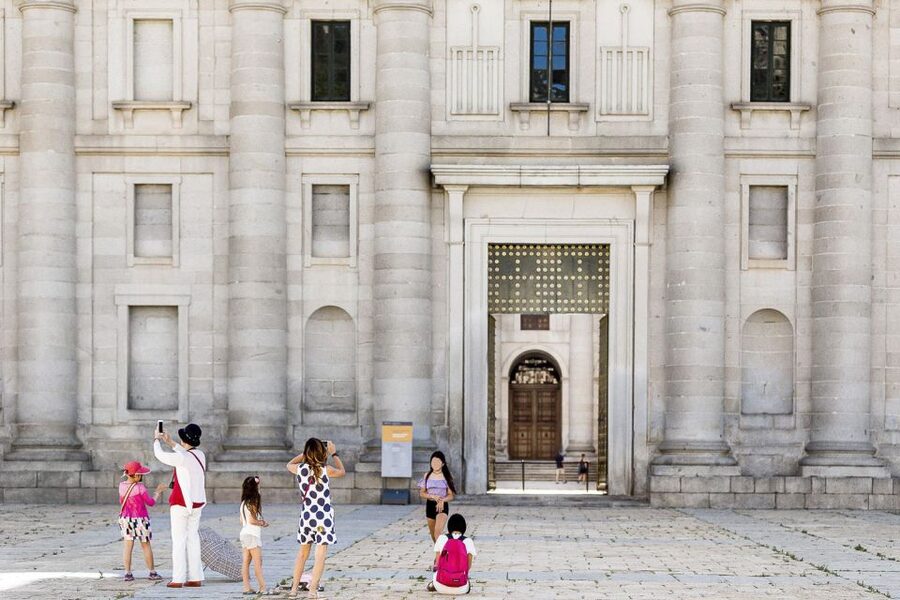 From Madrid: Escorial Monastery & Valley of the Fallen Trip - Key points before you go
