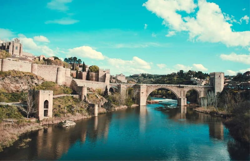 From Madrid: Full Day Trip to Segovia and Toledo - Who should book this tour, and who might prefer more time