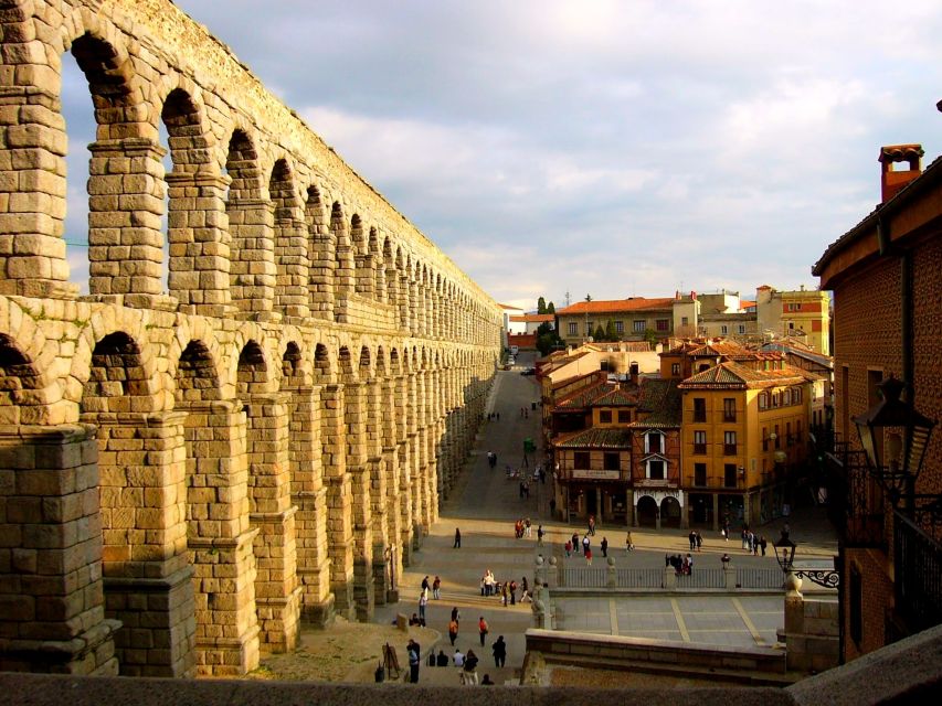 From Madrid: Guided Day Trip to Segovia and Toledo - Free Time in Segovia: How to Use 1.5 Hours Like a Pro