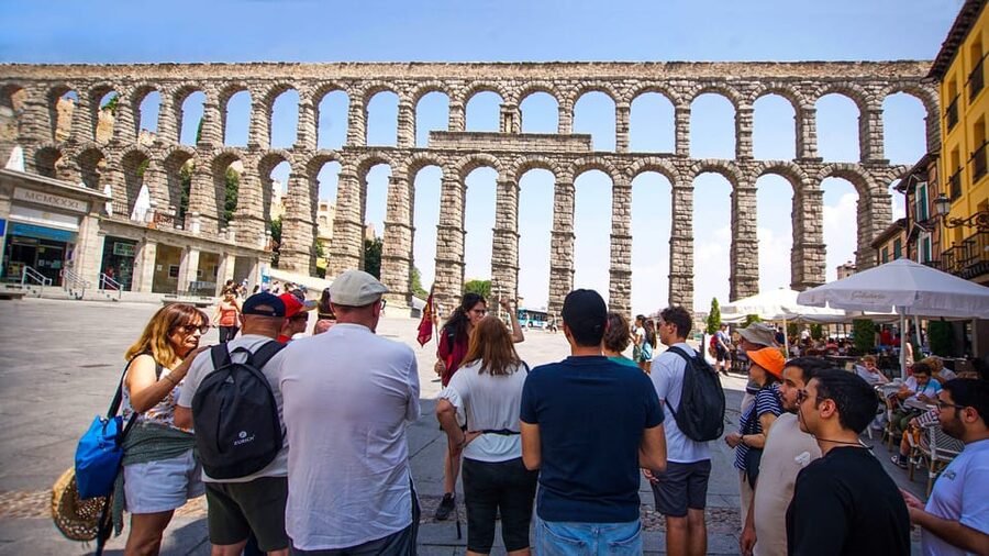From Madrid: Guided Day Trip to Segovia, optional Alcázar - Why Segovia Feels Worth the Long Day