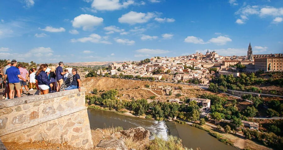 From Madrid: Guided Day Trip to Toledo by Bus - Alcázar and the other top sights you’ll hear about
