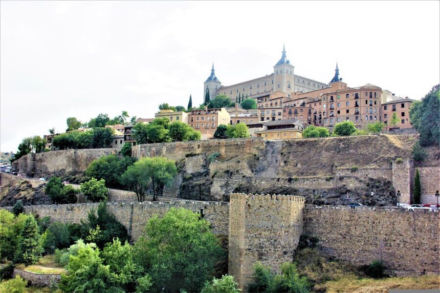 From Madrid: Private Highlights of Toledo Guided Day Trip - Key highlights you will actually use