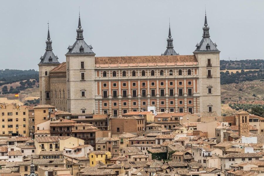 From Madrid: Private Highlights of Toledo Guided Day Trip - Alcazar: How It Completes the Toledo Picture