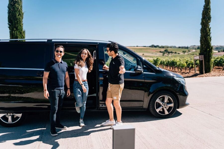 From Madrid: Ribera del Duero Winery and Segovia Tour - The pacing and bus schedule, how to avoid feeling rushed