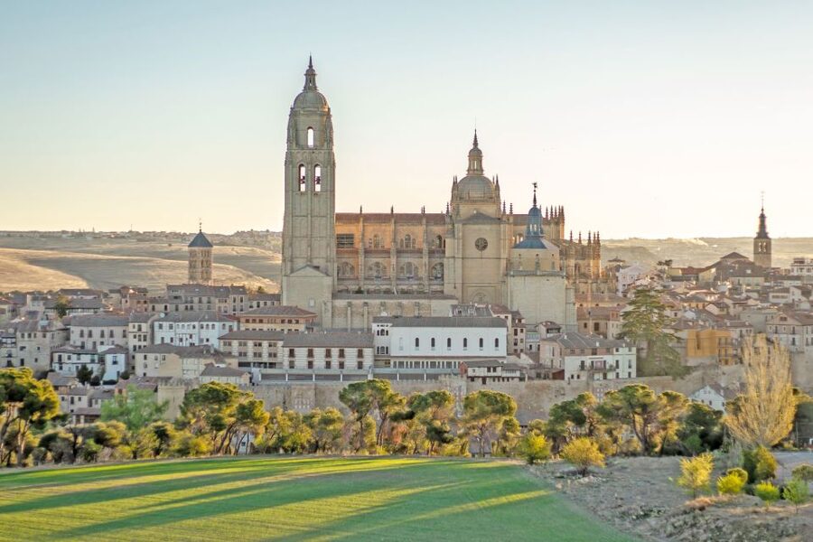 From Madrid: Segovia, Ávila, and Toledo Guided Tour - Ávila’s Walls and Cathedral Area: How Medieval Defense Shaped the City