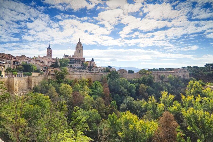 From Madrid: Segovia & Avila Day Trip with Optional Tickets - Entering the cathedral and getting tickets: what the optional admissions change