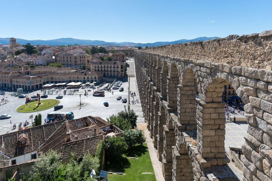 From Madrid: Segovia & Avila Day Trip with Optional Tickets - Ávila walking tour: walls first, then Romanesque and Gothic layers