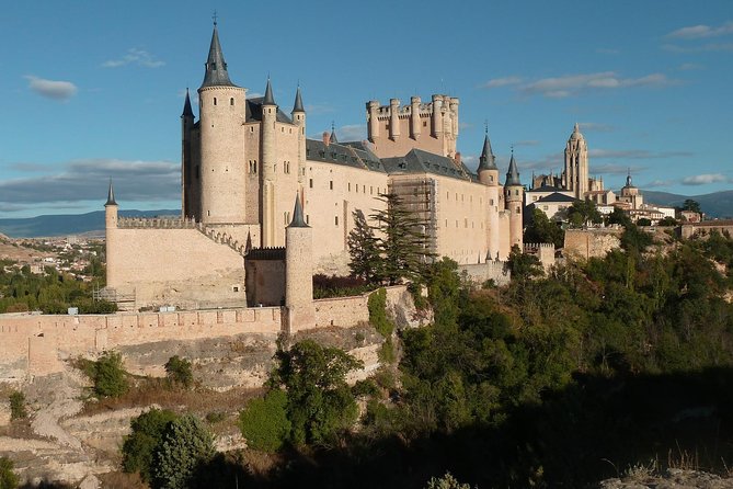 From Madrid: Segovia & Toledo with Alcazar and Cathedral - Toledo in one push: viewpoint, plazas, and the historic center stroll