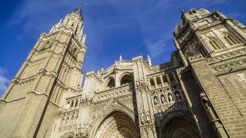 From Madrid: Toledo Day Trip with Cathedral and 8 Monuments - Alcázar of Toledo: The Hilltop Landmark That Explains the City