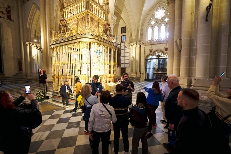 From Madrid: Toledo with 3 Monuments and Optional Cathedral - Cathedral option: what changes when you add Toledo Cathedral