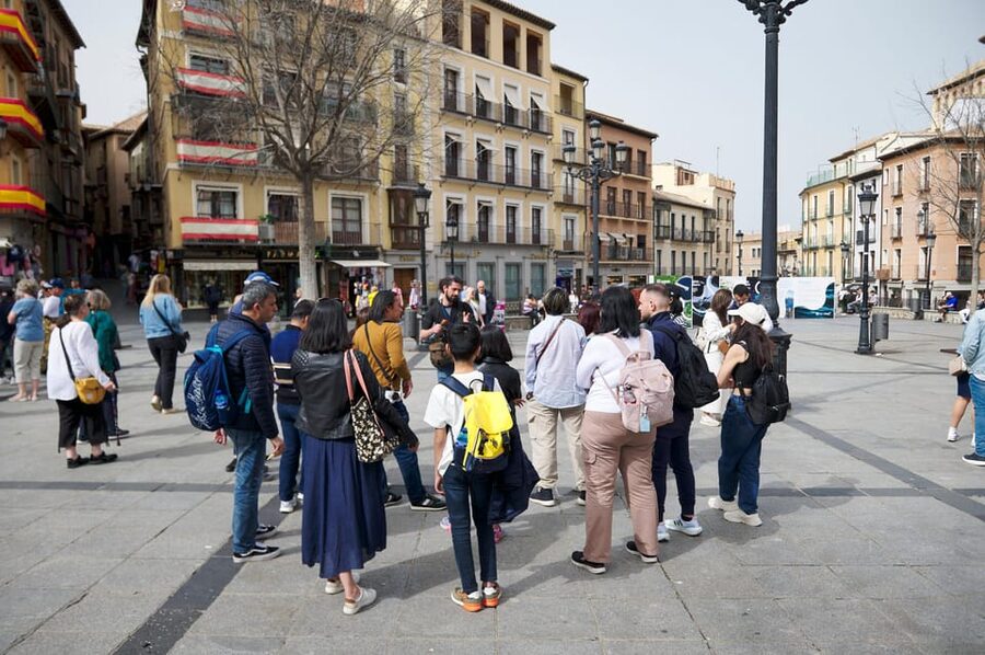 From Madrid: Toledo with 3 Monuments and Optional Cathedral - The kind of traveler this tour suits best