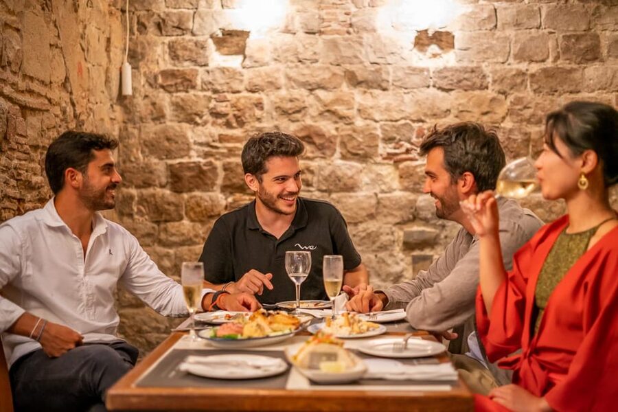 From Madrid: Traditional Villages, Winery Tour & Tapas Lunch - The drive from Madrid: short, comfortable, and not the point