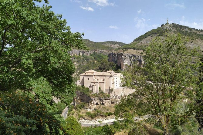 Guided tour: Cuenca + Cathedral - Museo de Arte Abstracto Español: a smart 25-minute palate cleanser