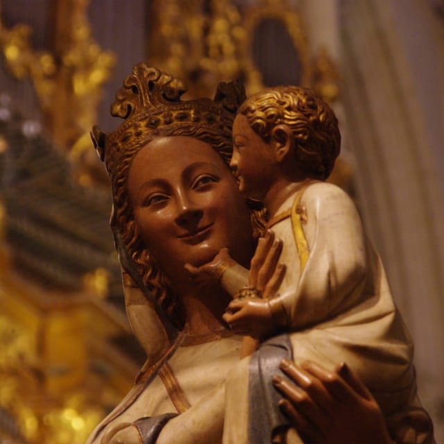 Guided tour of the Toledo Cathedral (Input no included) - Chapter room frescos, and why the route ends there