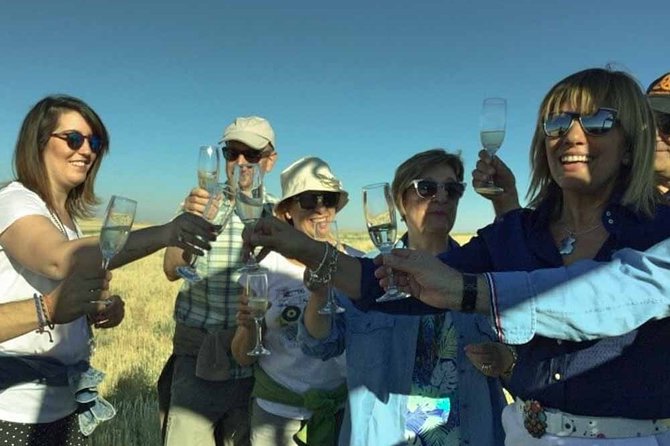 Hot Air Balloon over Segovia with Optional Transfers from Madrid - The 1-Hour Balloon Flight: What Happens in the Basket