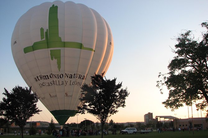 Hot-Air Balloon Ride over Madrid’s Guadarrama Regional Park - Who should book this balloon ride, and who should skip it