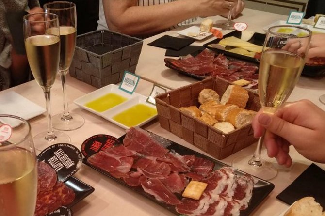 Iberian Ham and Wine Small Group Tour in Madrid - Key things that make this ham and wine tour worth your time