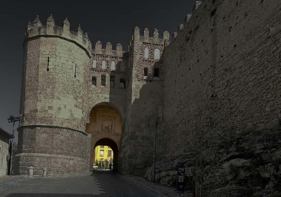 Legends and Mysteries of Segovia Tour - Segovia After Dark: Why This Sunset Walk Changes the City